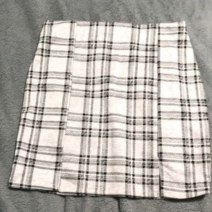 Plaid Grey and Black Skirt with two slits in the front